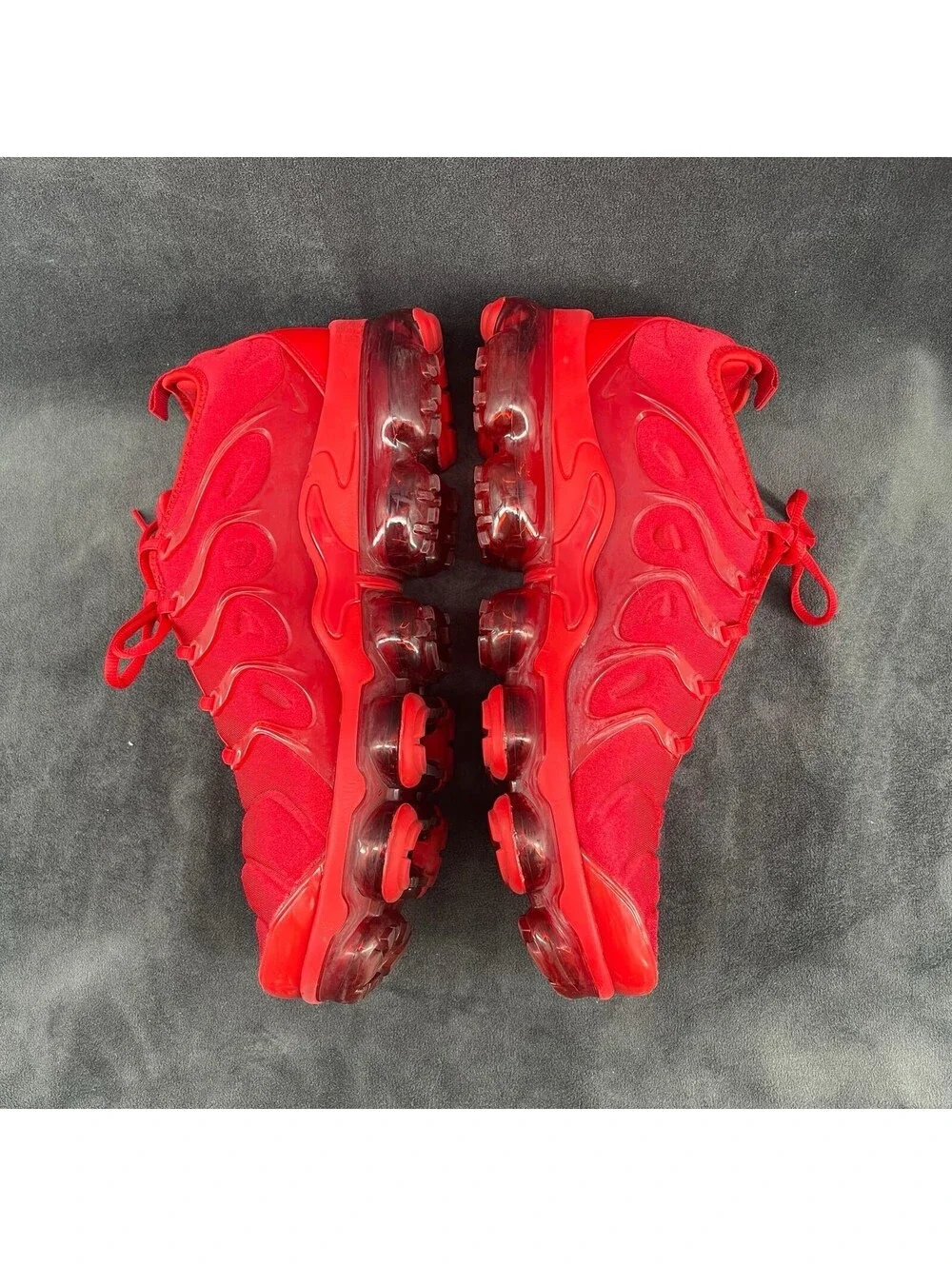 Nike Air VaporMax Plus Men’s Size 11 University Red Triple Red CW6973-600